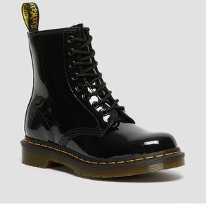 NWT 1460 Ws Patent Leather Black Dr. Marten Boot